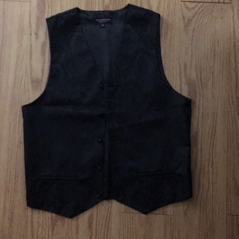 Men’s black vest